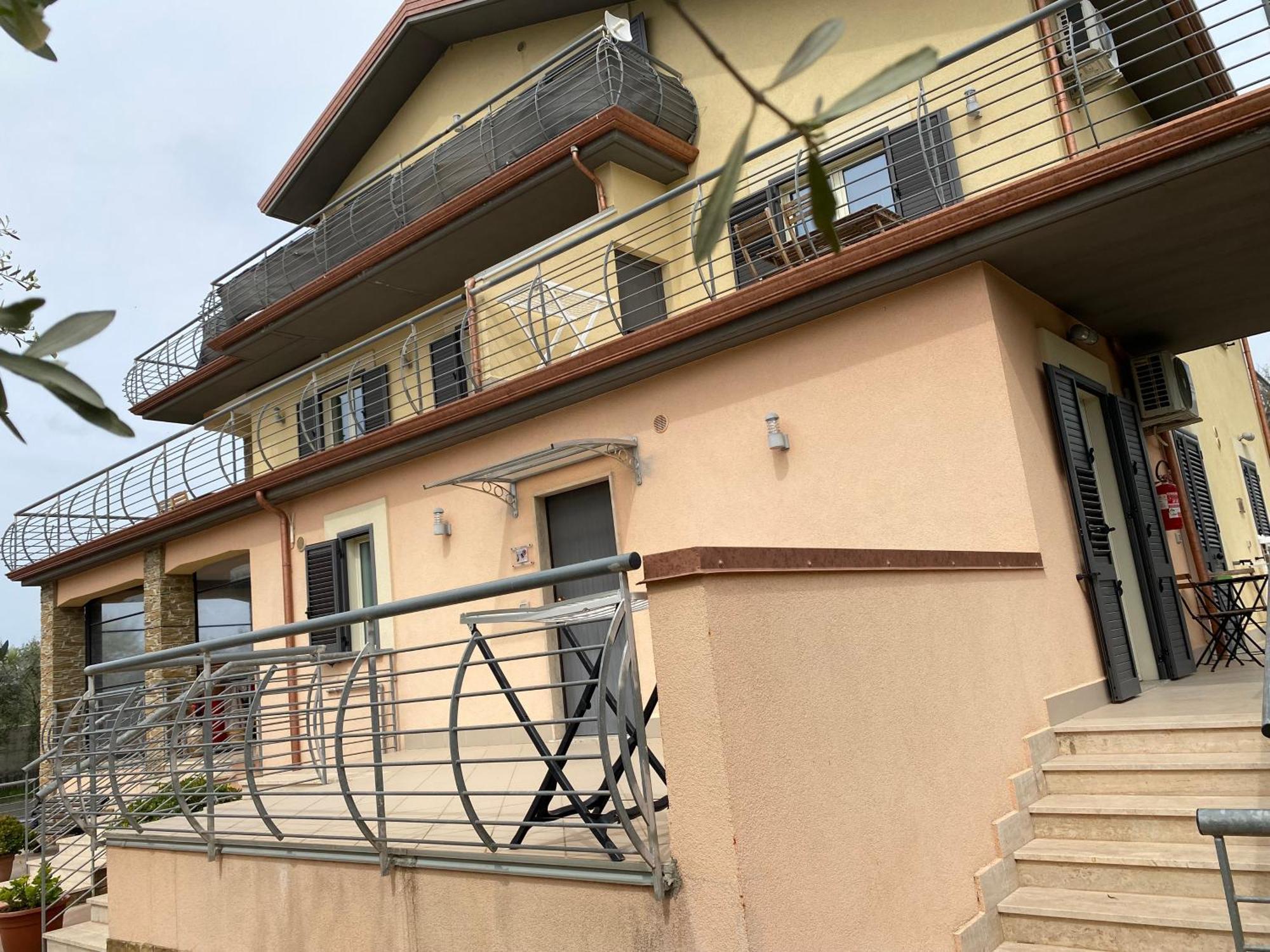 Miro' Agropoli Bed & Breakfast Bagian luar foto