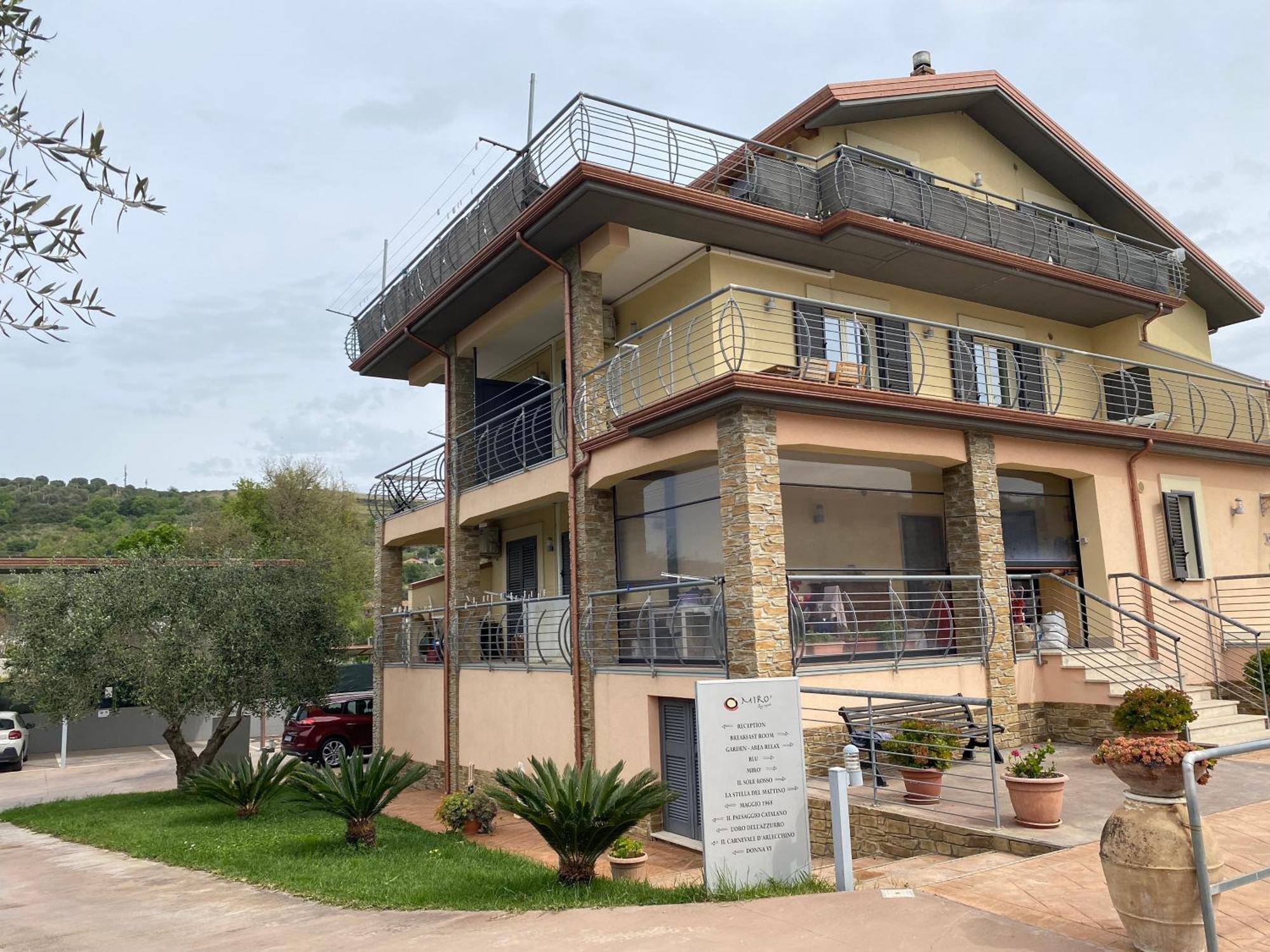 Miro' Agropoli Bed & Breakfast Bagian luar foto