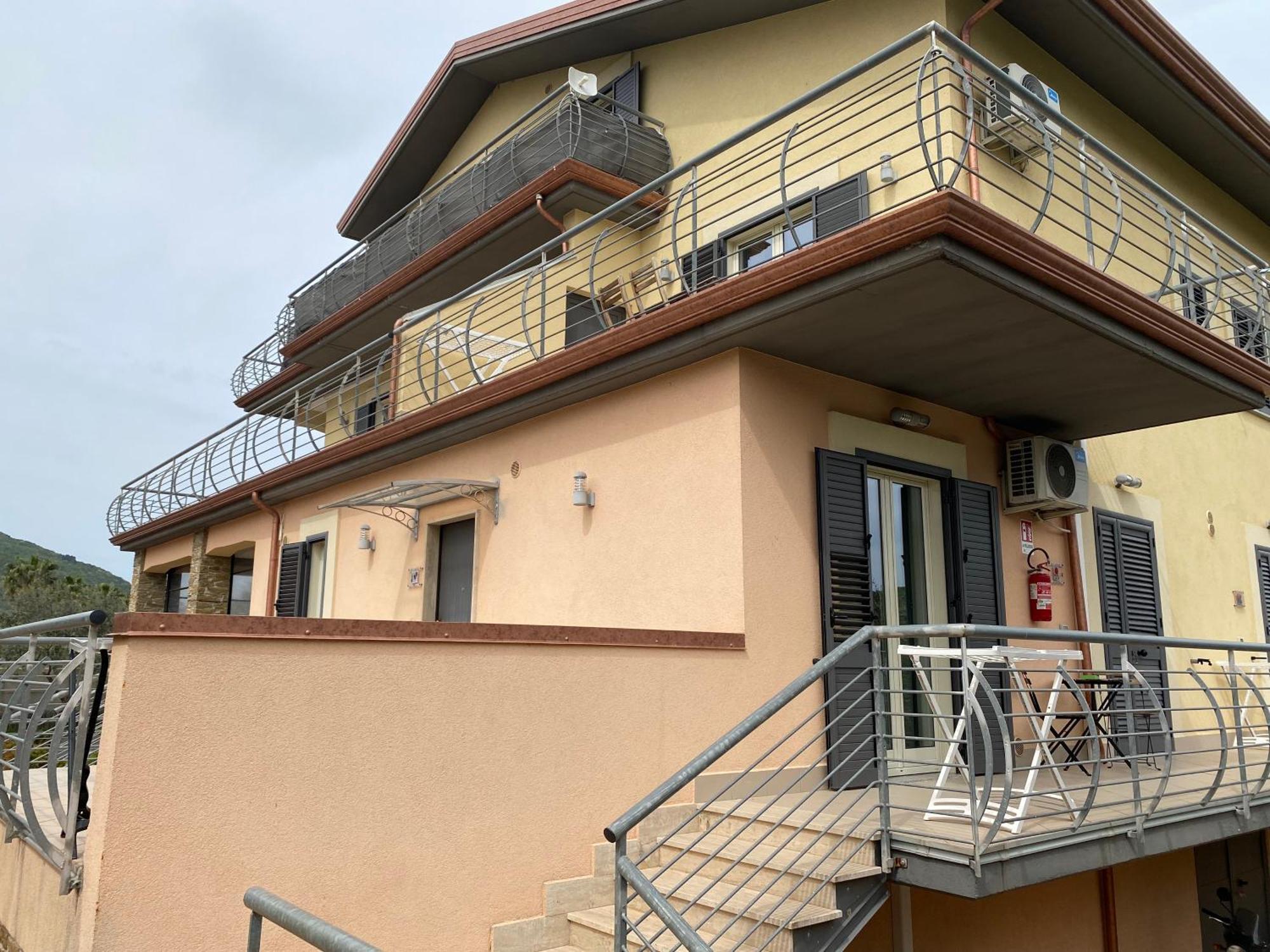 Miro' Agropoli Bed & Breakfast Bagian luar foto