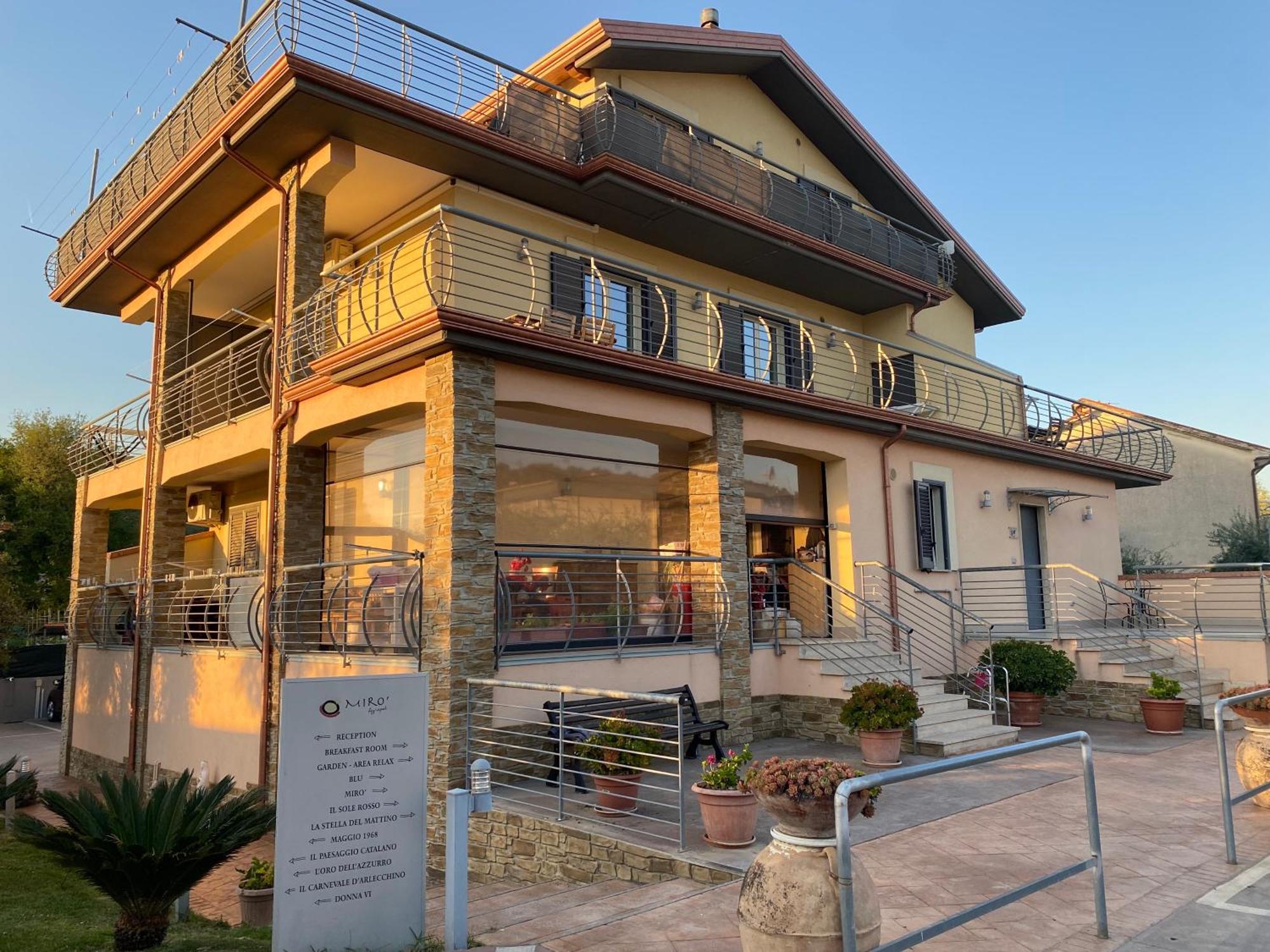 Miro' Agropoli Bed & Breakfast Bagian luar foto